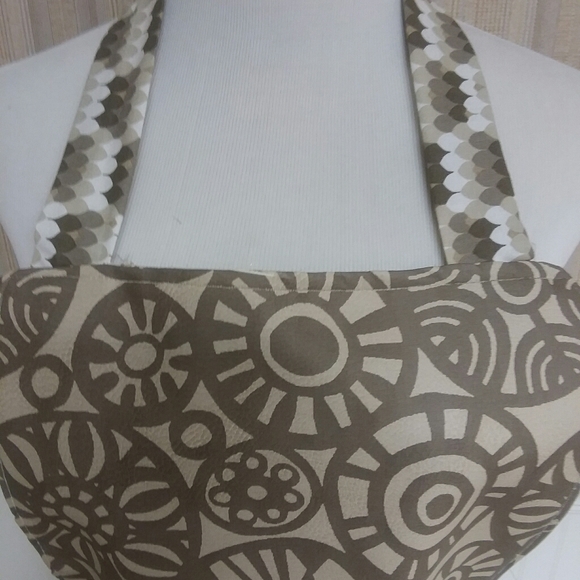 Aprons - Picture 4 of 8